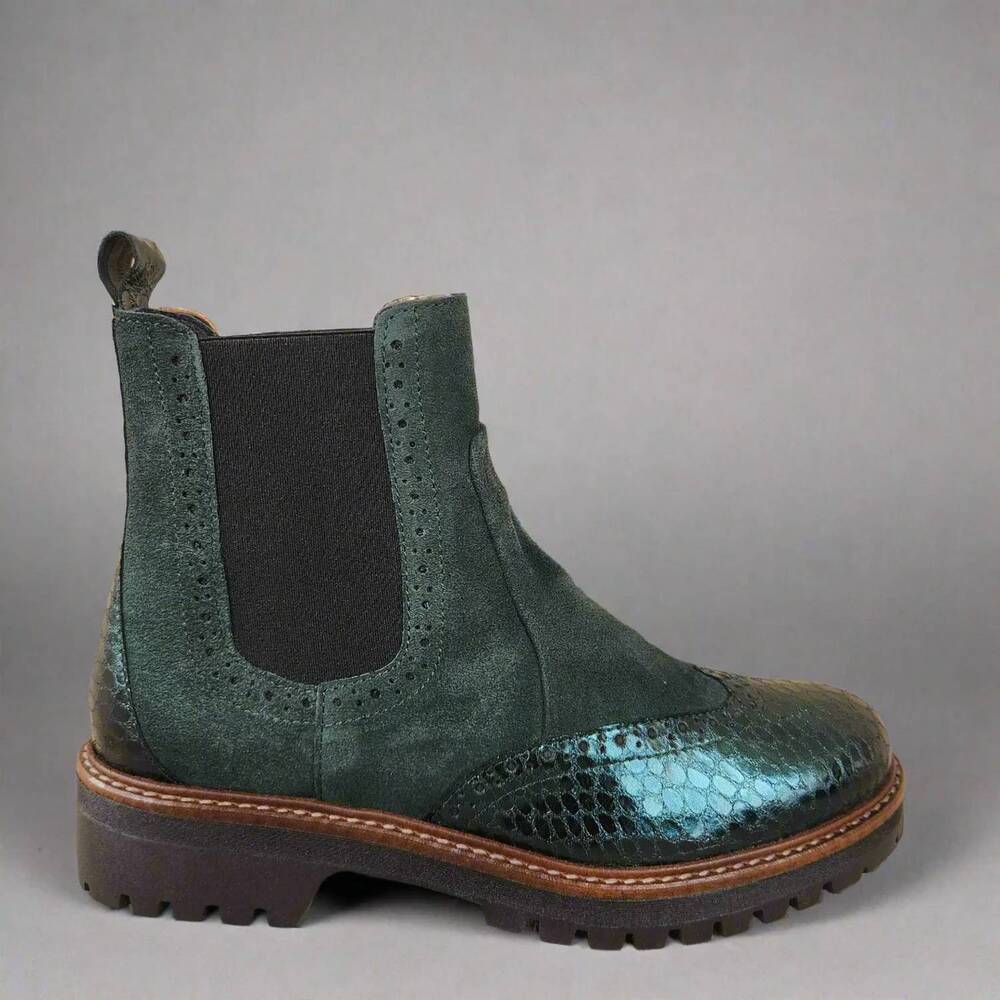 NEW ERIC MICHAEL women's charo boots in green